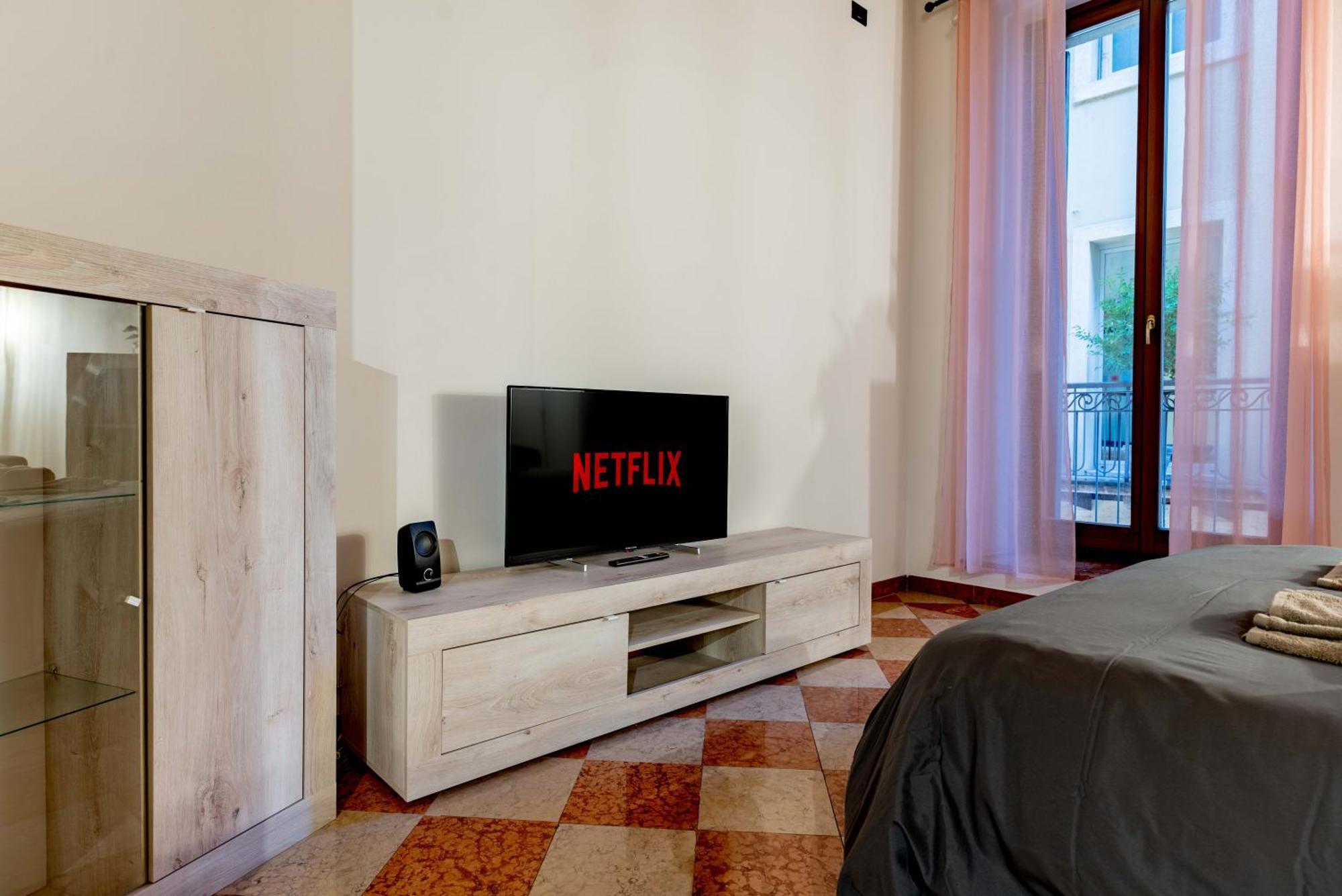 -Near Arena & Giuletta- Pet Friendly Mazzini Palace 维罗纳 外观 照片